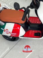 موتور شارژی وسپا مدل Pro 8